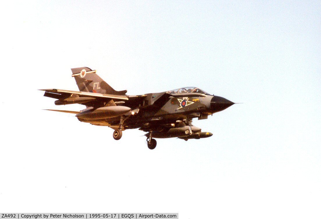 ZA492, 1983 Panavia Tornado GR.1B C/N 310/BS108/3144, Tornado GR.1B of 12 Squadron at Lossiemouth in May 1995.