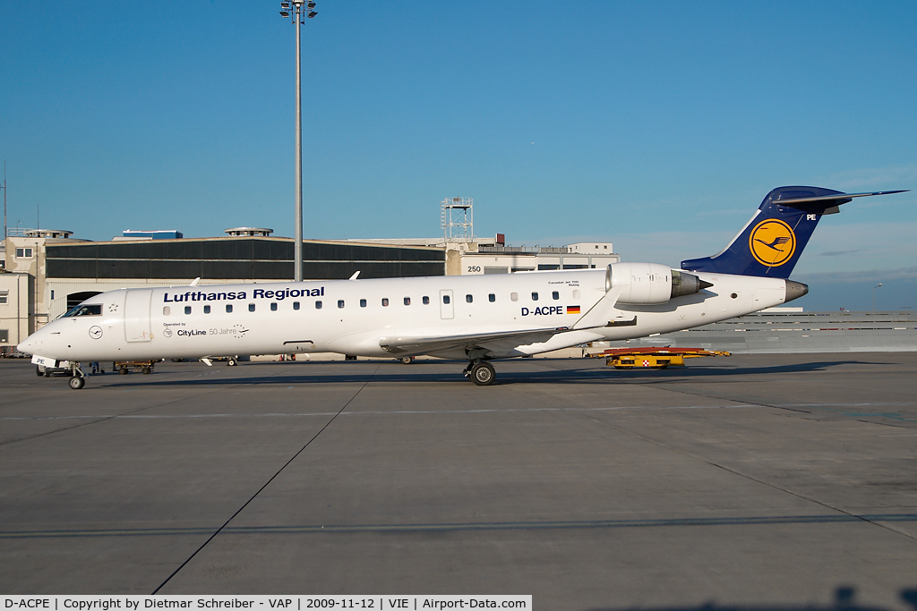 D-ACPE, 2001 Bombardier CRJ-701ER (CL-600-2C10) Regional Jet C/N 10027, Lufthansa Regionaljet 700