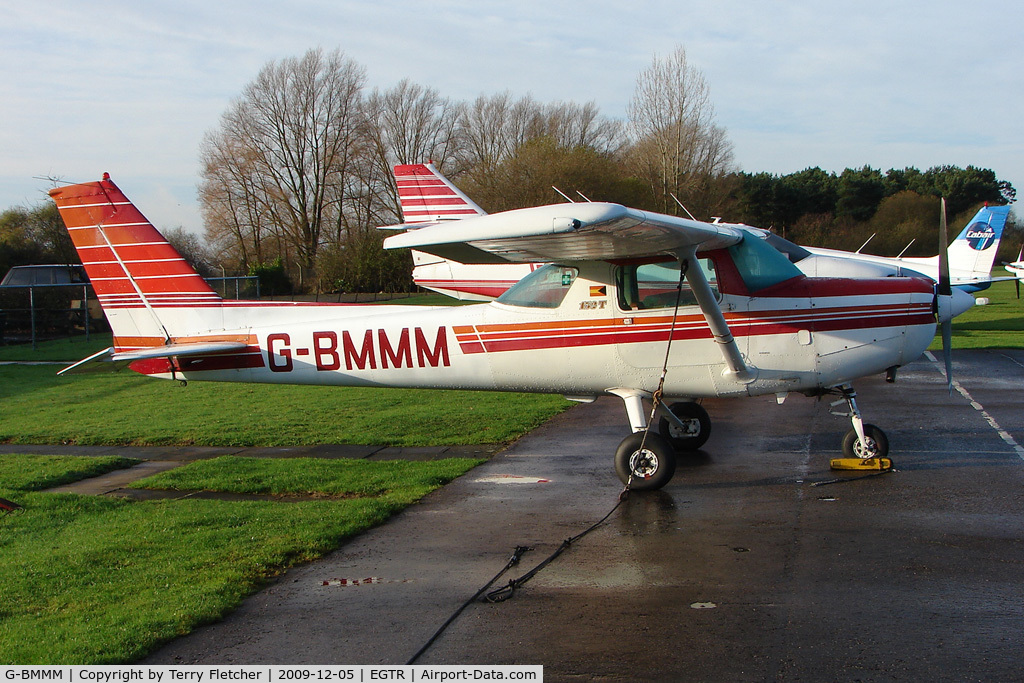 G-BMMM, 1981 Cessna 152 C/N 152-84793, Cessna 152 at Elstree