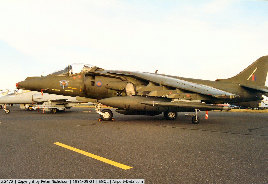 ZG472, British Aerospace Harrier GR.7A C/N P62, Harrier GR.7 of the Strike Attack Operational Evaluation Unit on display at the 1991 Leuchars Airshow.