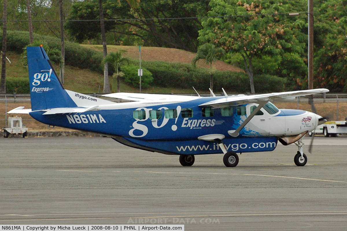 N861MA, 2000 Cessna 208B Grand Caravan C/N 208B0825, At Honolulu