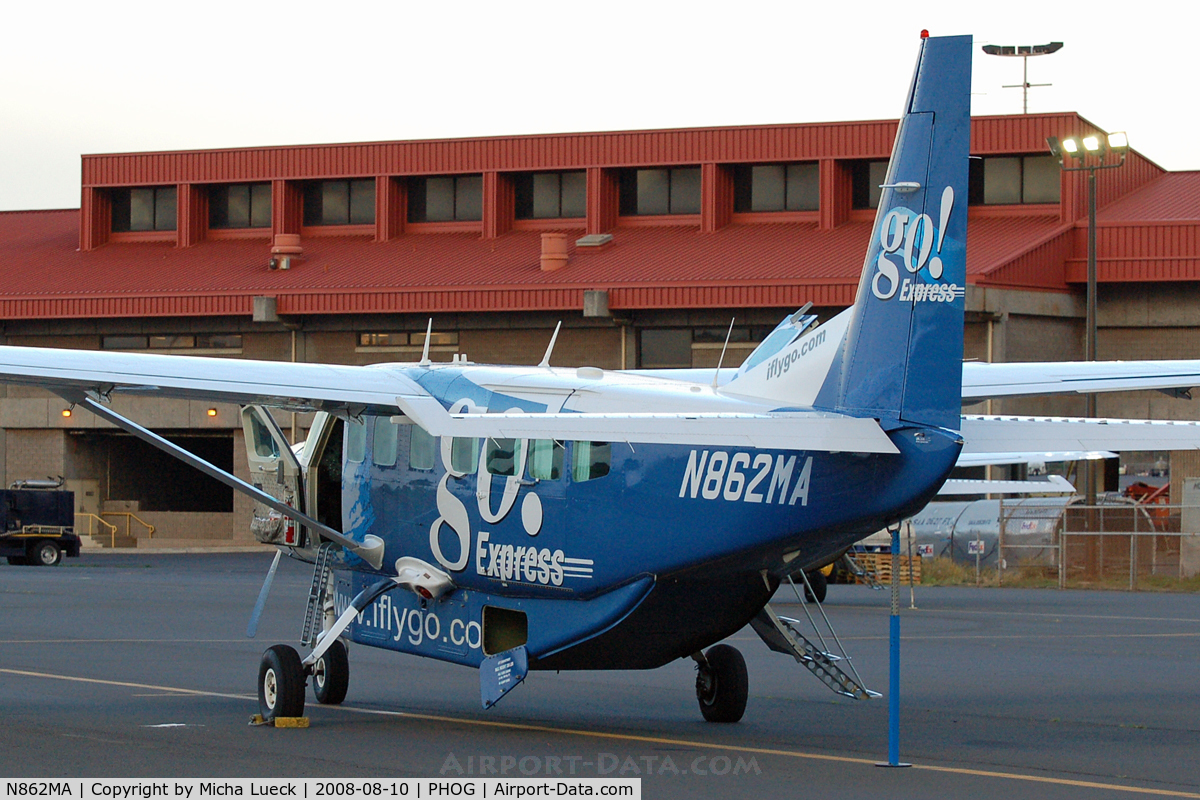 N862MA, 2005 Cessna 208B Grand Caravan C/N 208B1138, At Maui