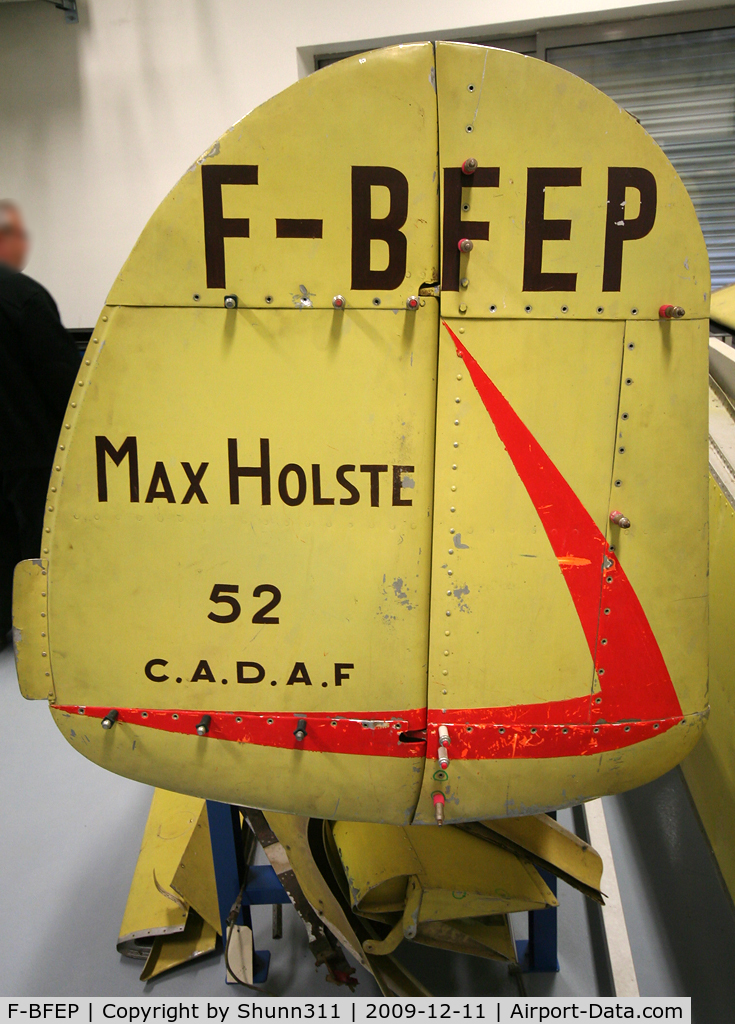 F-BFEP, Max Holste MH-52R C/N 11, Detail of the wing in complete restoration at this School