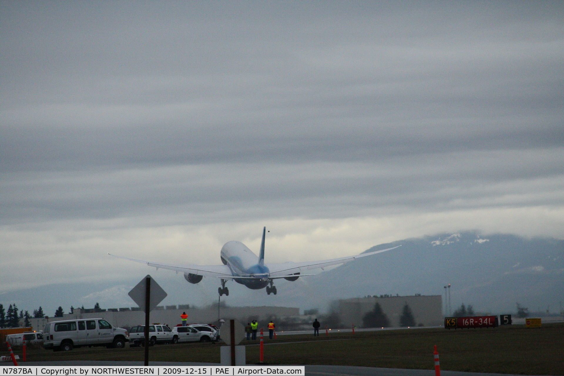 N787BA, 2009 Boeing 787-8 Dreamliner C/N 40690, AIRBORNE