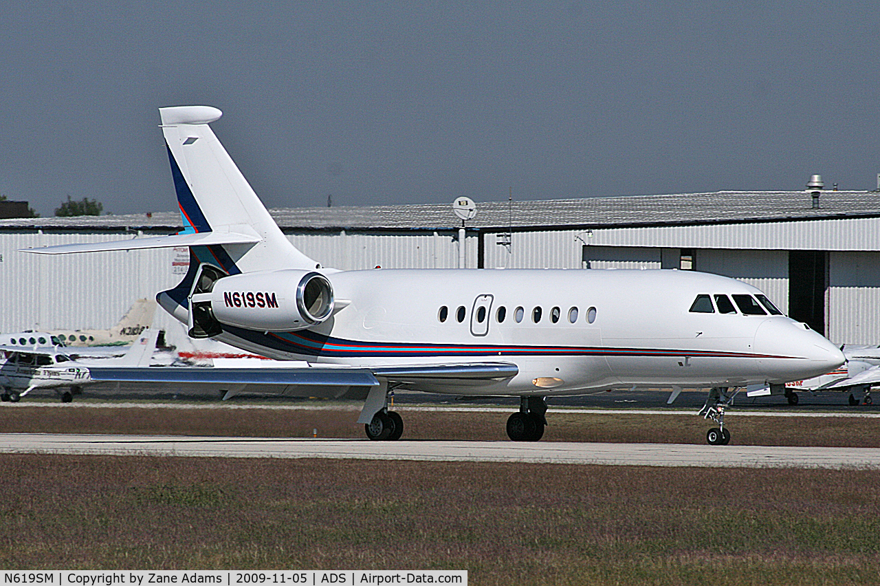 N619SM, 2006 Dassault Falcon 2000EX C/N 112, At Dallas Addison Airport