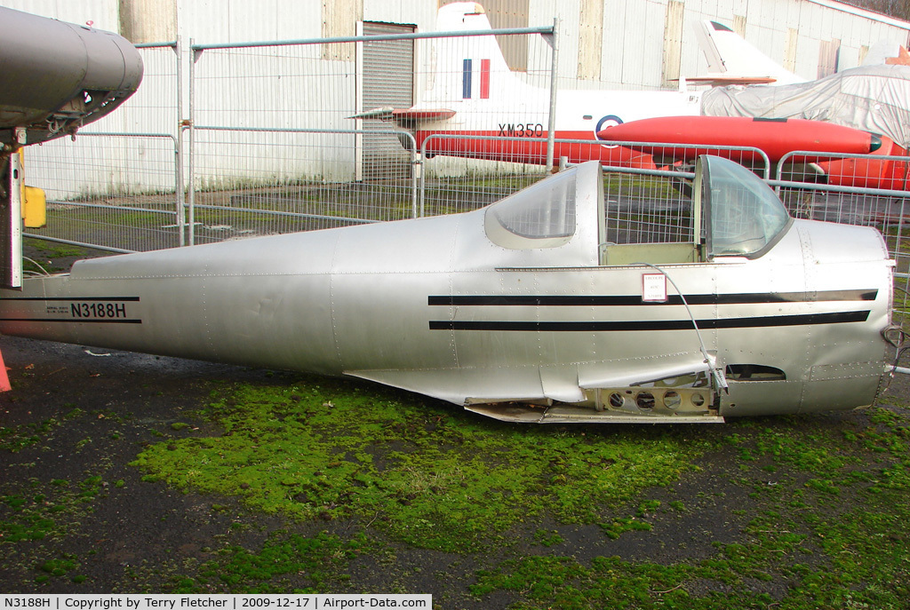 N3188H, 1946 Erco 415C Ercoupe C/N 3813, Fuselage in a compound  at the Doncaster AeroVenture Museum