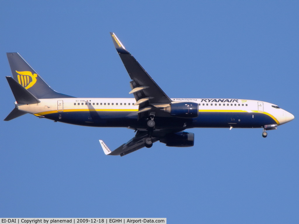 EI-DAI, 2003 Boeing 737-8AS C/N 33547, Landing on 08, taken from home