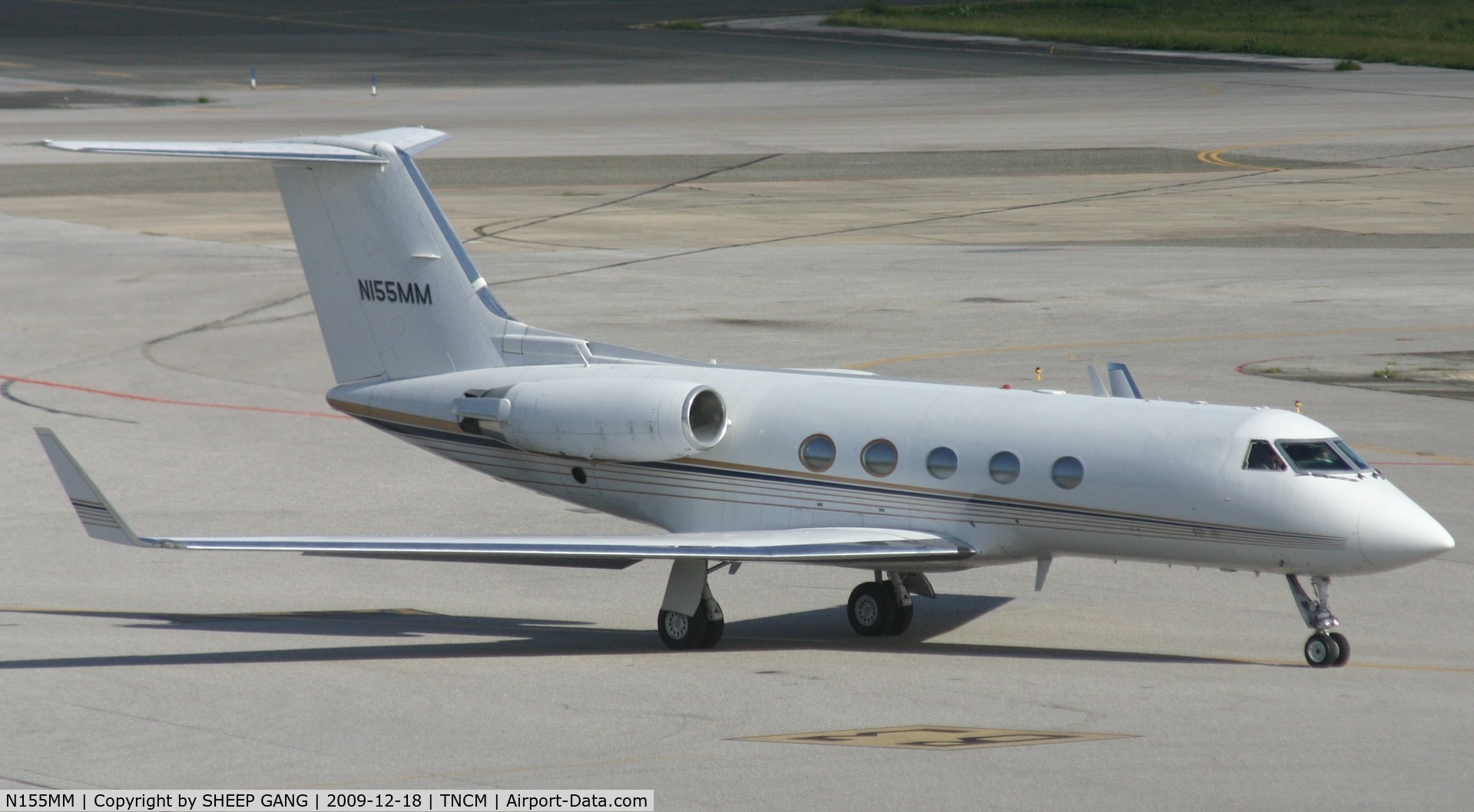 N155MM, 1981 Gulfstream American G-1159A Gulfstream III C/N 325, N155MM taxing to holding point Alpha for take off