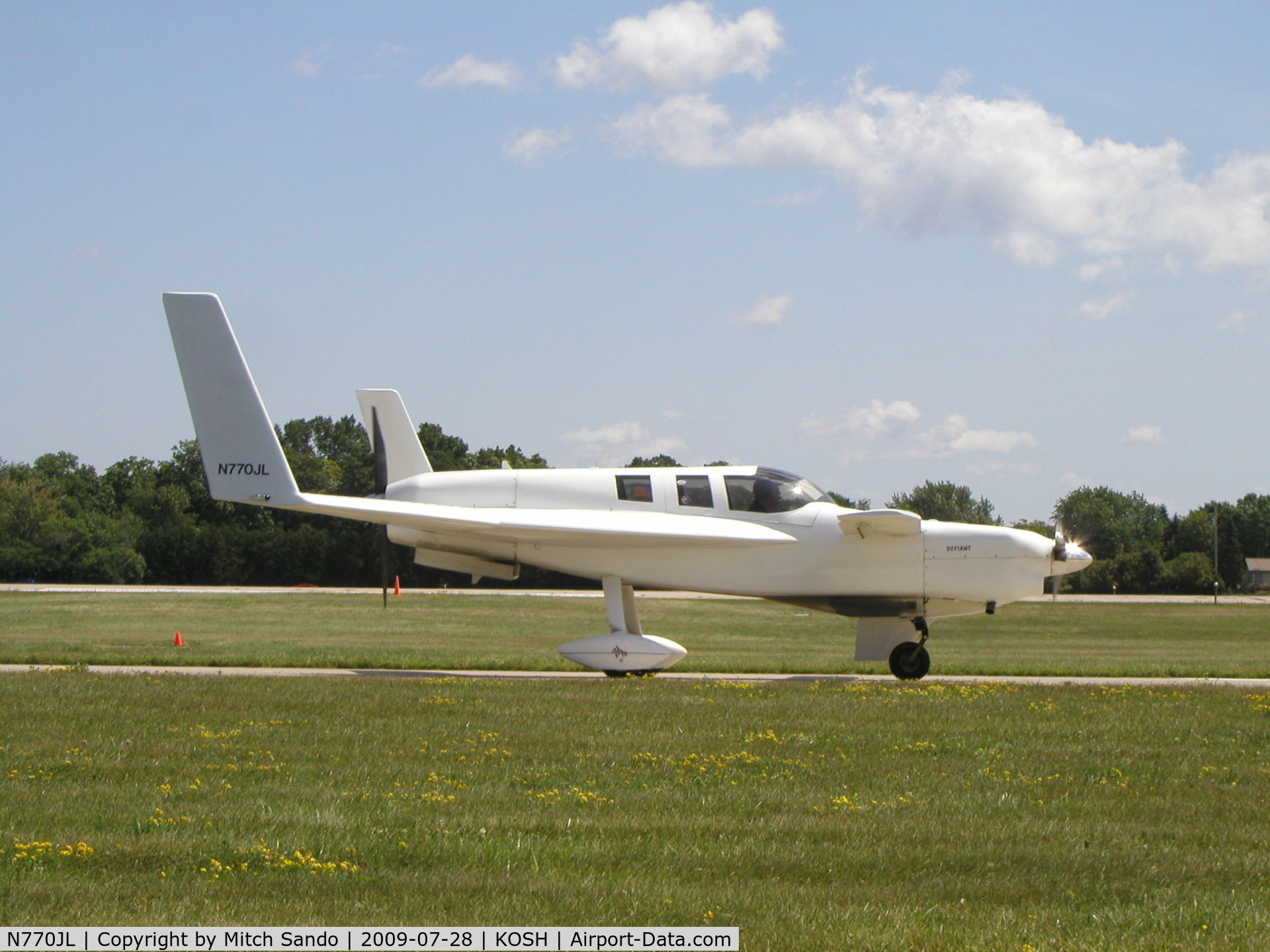 N770JL, 2003 Rutan Defiant C/N 61, EAA AirVenture 2009.
