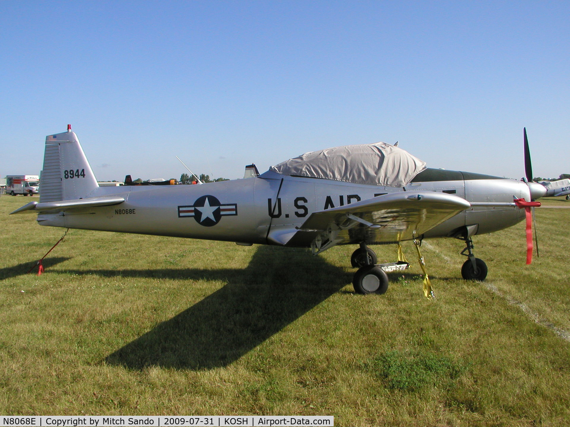 N8068E, 1960 Ryan Navion A C/N NAV-4-1650, EAA AirVenture 2009.