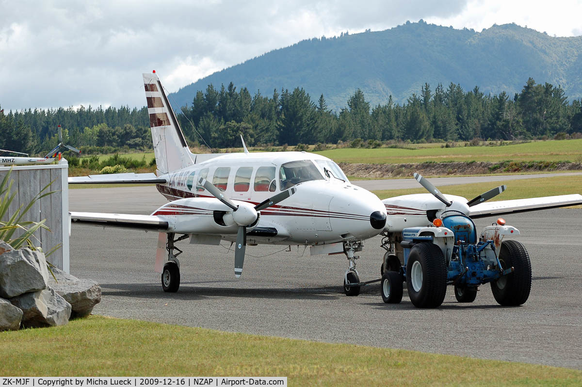 ZK-MJF, Piper PA-31T Cheyenne C/N 31T-7912089, At Taupo