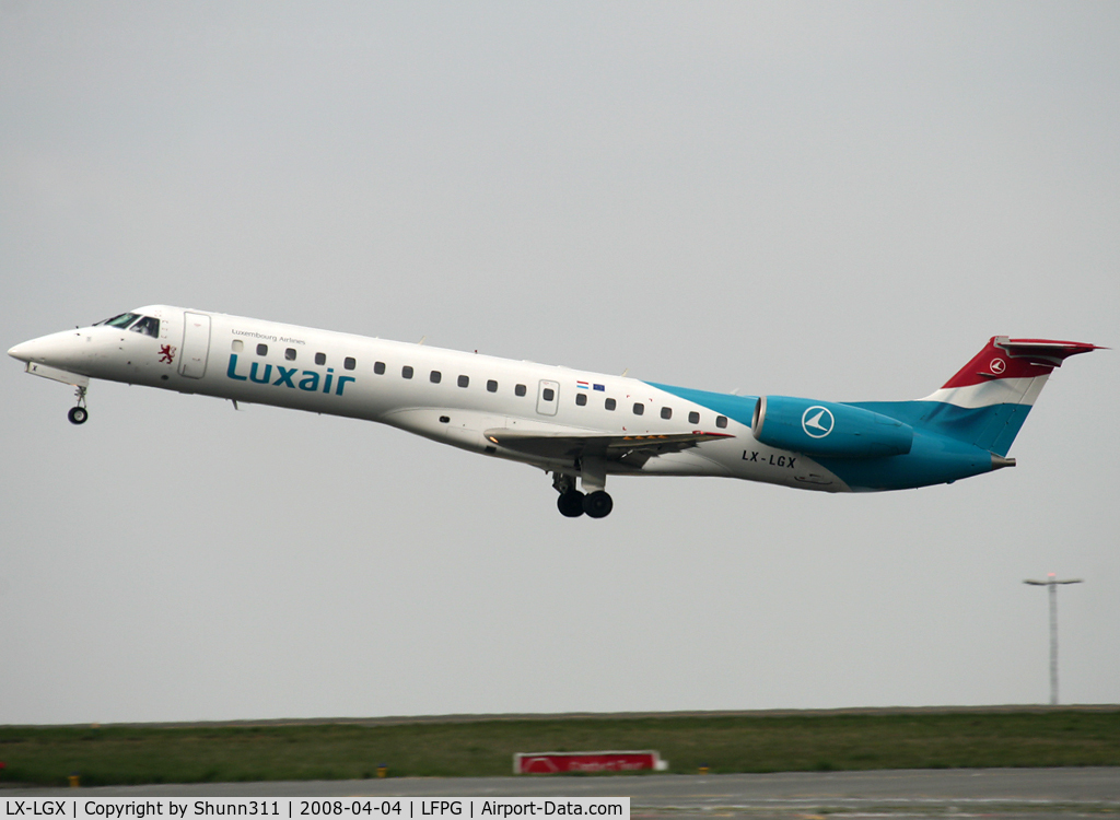 LX-LGX, 1999 Embraer EMB-145LU (ERJ-145LU) C/N 145147, Taking off