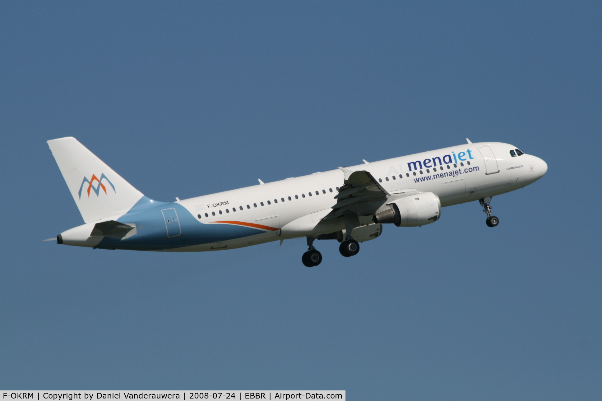 F-OKRM, 1996 Airbus A320-211 C/N 615, Taking off from RWY 07R