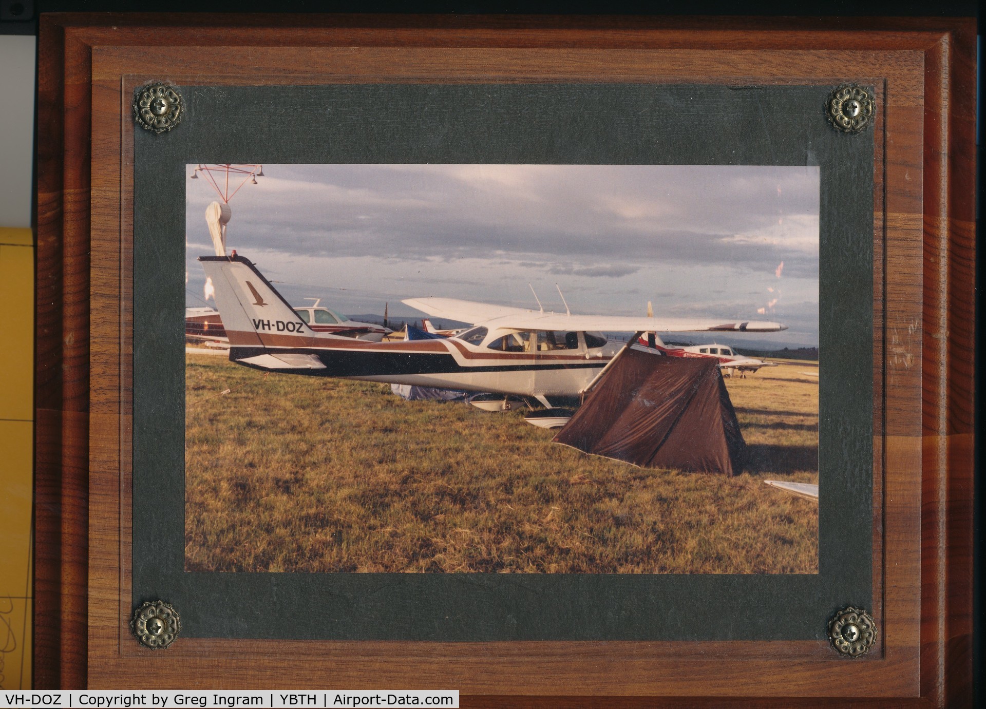 VH-DOZ, 1965 Cessna 172F C/N 17252939, My Aircraft at the time at Bathurst races 1987