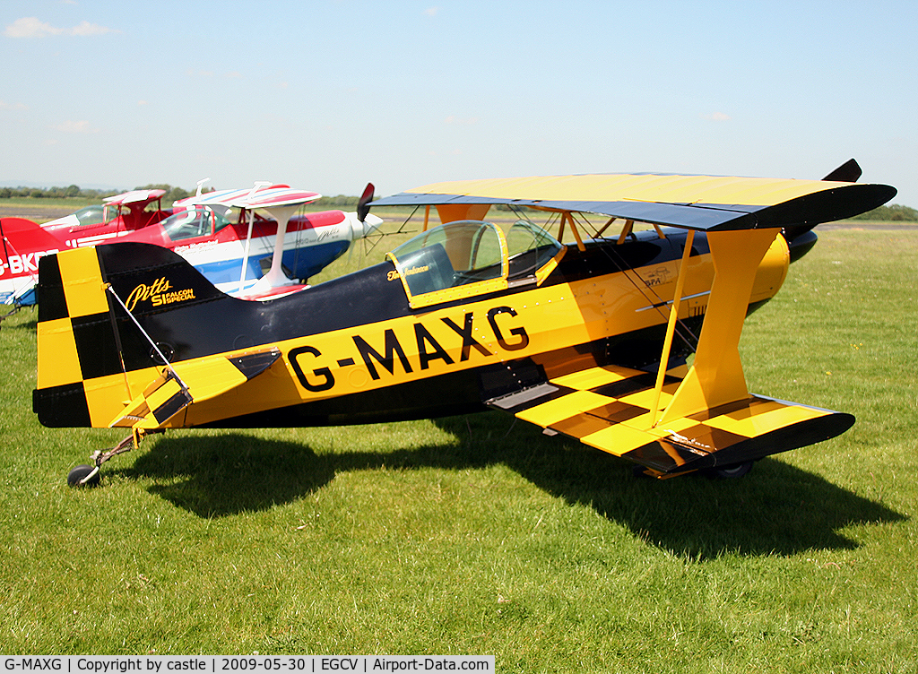 G-MAXG, 2001 Pitts S-1S Special C/N PFA 009-13233, seen @ Sleap