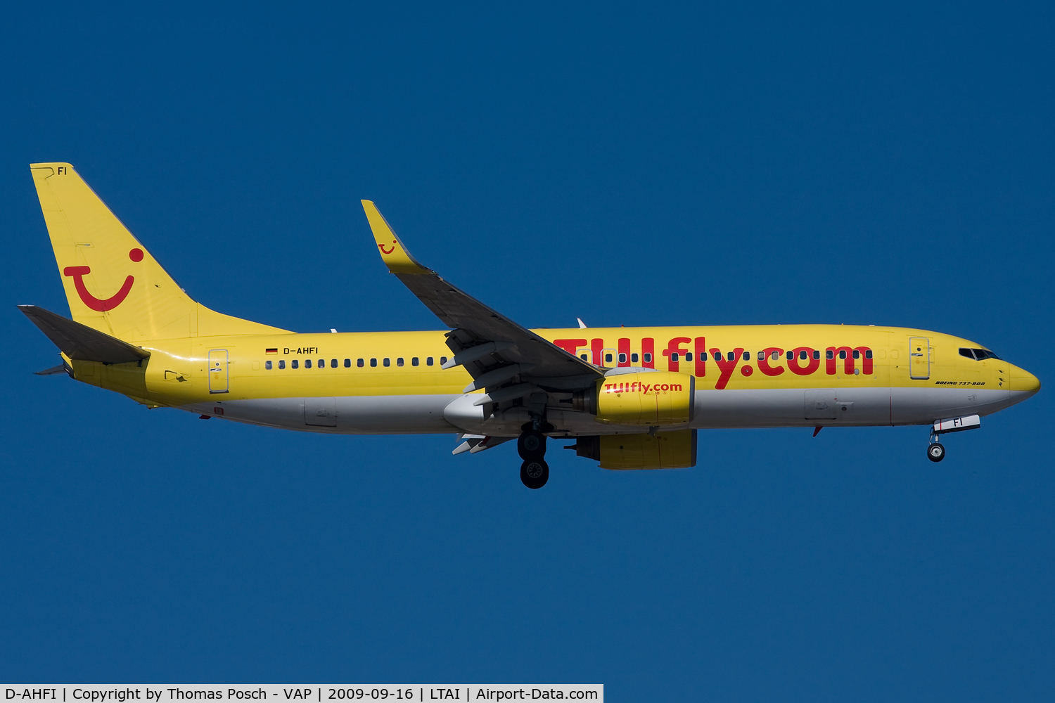 D-AHFI, 1999 Boeing 737-8K5 C/N 27984, TUIfly