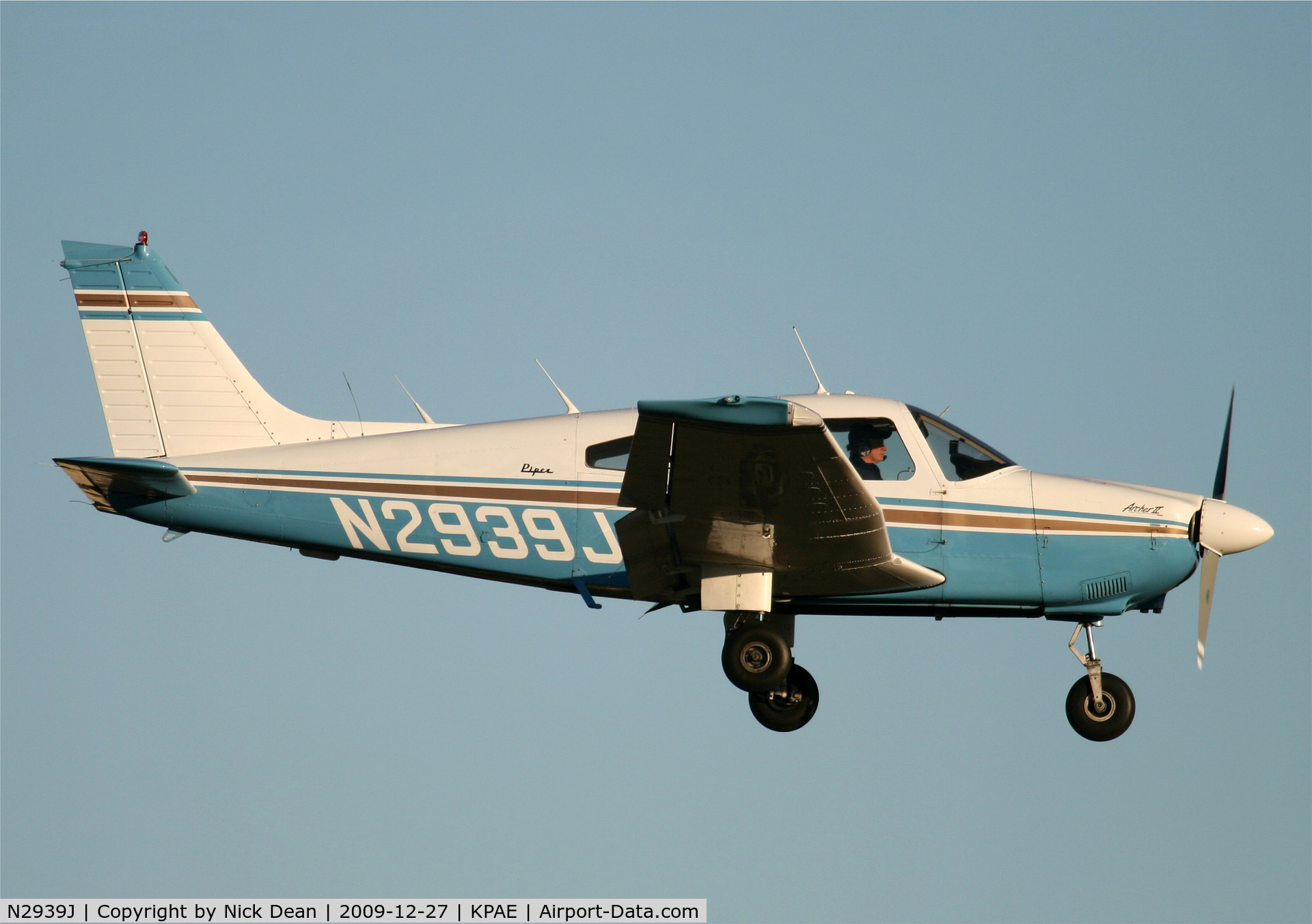 N2939J, 1979 Piper PA-28-181 C/N 28-7990576, KPAE