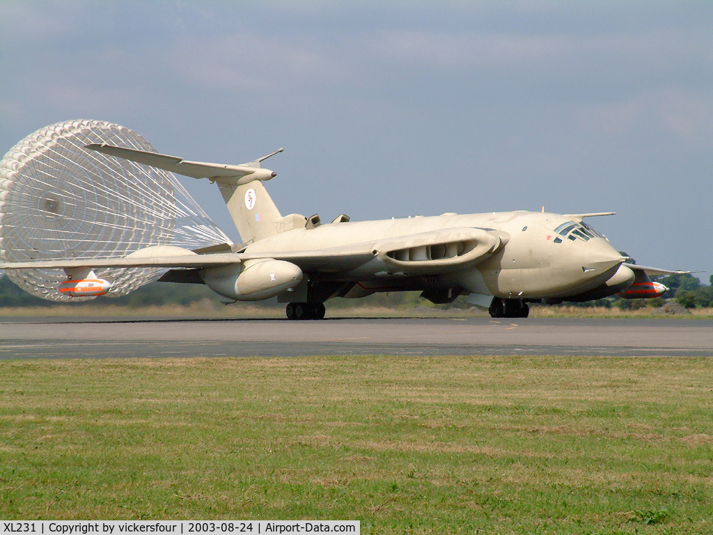 XL231, 1962 Handley Page Victor K.2 C/N HP80/76, Elvington Air Show 2003. Concluding another fast taxi demonstration with the brake chute deployed.