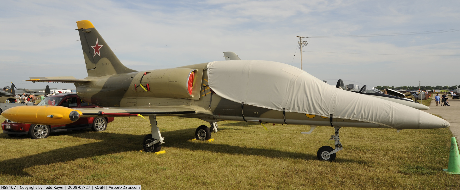 N5846V, 1984 Aero L-39C Albatros C/N 432826, EAA AIRVENTURE 2009