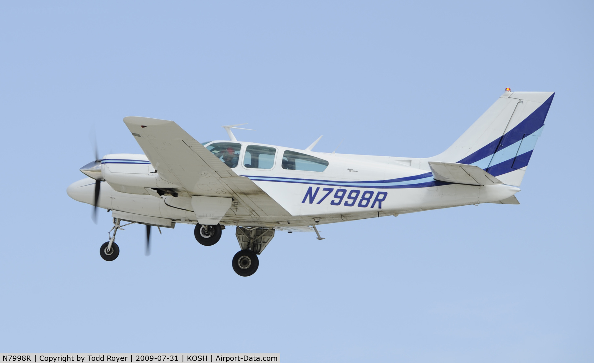 N7998R, 1969 Beech 95-B55 (T42A) Baron C/N TC-1241, EAA AIRVENTURE 2009