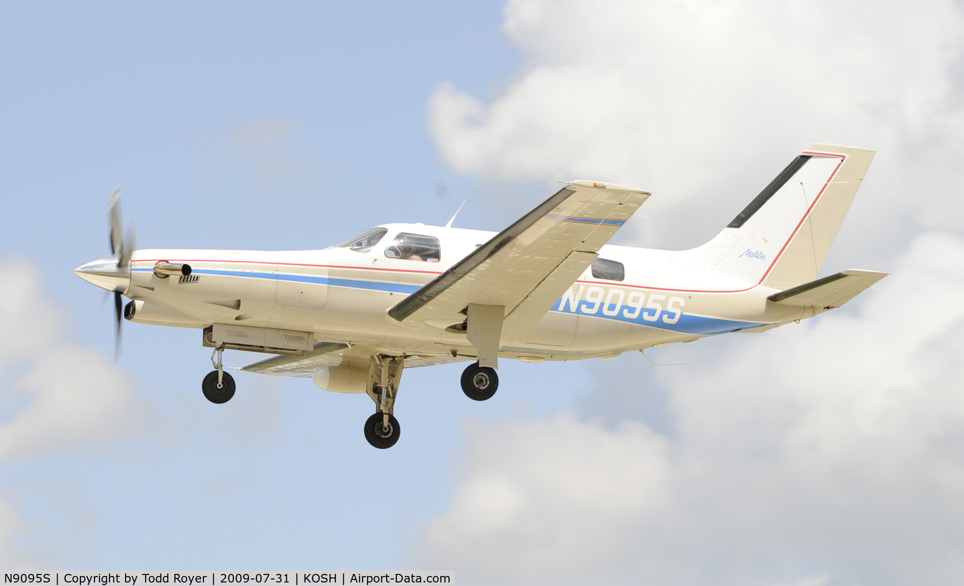 N9095S, 1986 Piper PA-46-310P Malibu C/N 46-8608061, EAA AIRVENTURE 2009