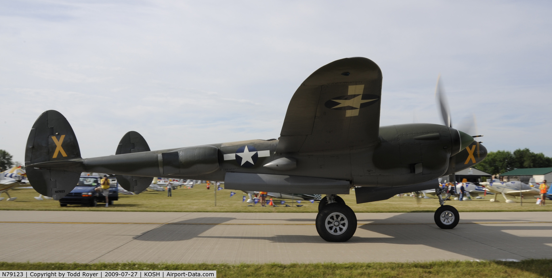 N79123, 1945 Lockheed P-38L-5 Lightning C/N 422-8235, EAA AIRVENTURE 2009
