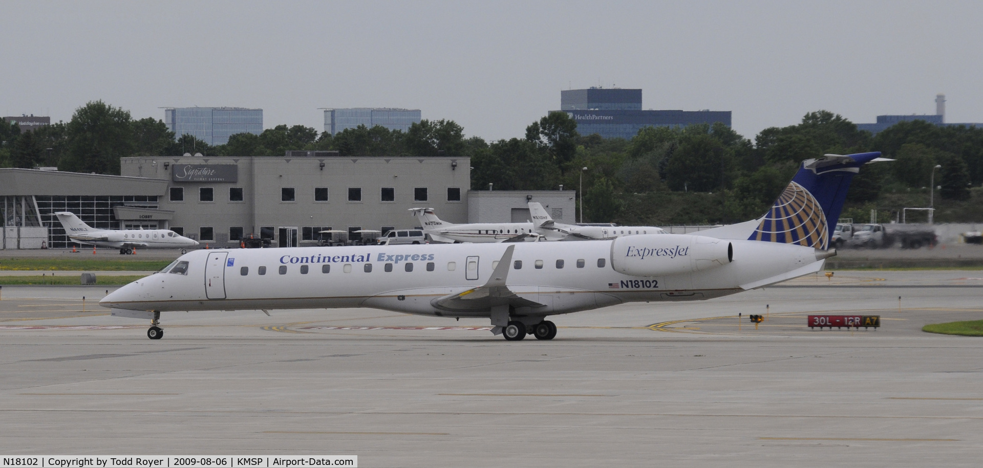 N18102, 2002 Embraer ERJ-145XR (EMB-145XR) C/N 145643, TAXI FOR DEPARTURE