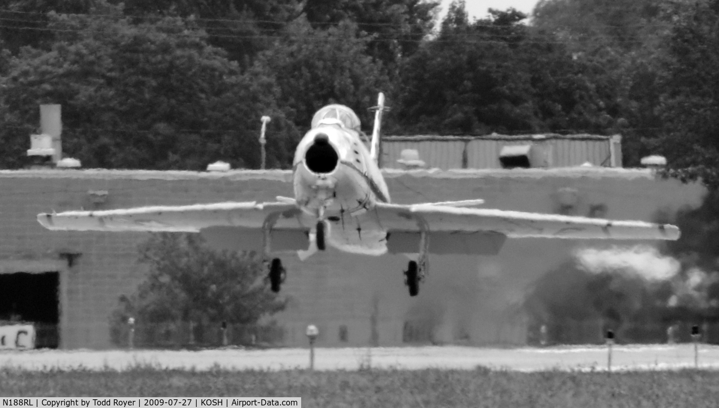N188RL, 1952 North American F-86F Sabre C/N 191-682, EAA AIRVENTURE 2009