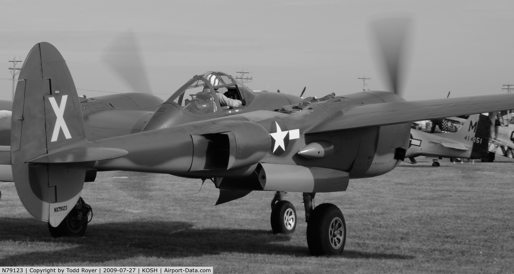 N79123, 1945 Lockheed P-38L-5 Lightning C/N 422-8235, EAA AIRVENTURE 2009