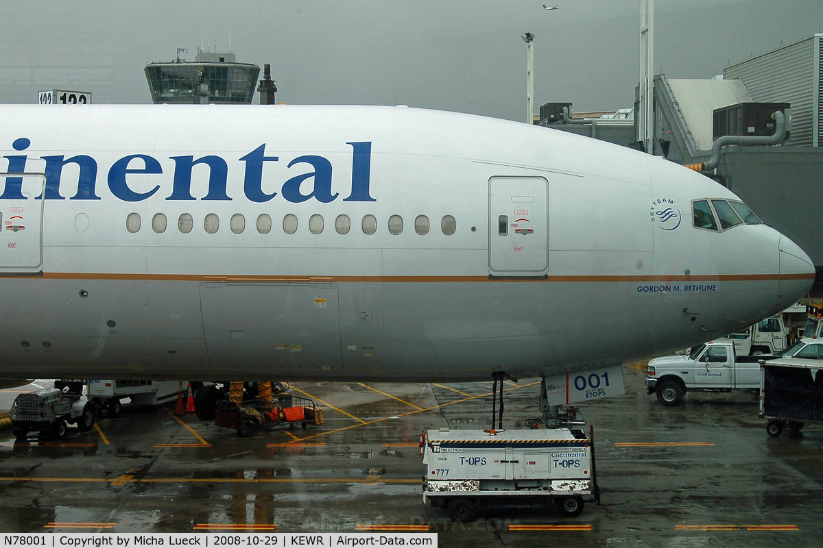 N78001, 1998 Boeing 777-224 C/N 27577, At Newark