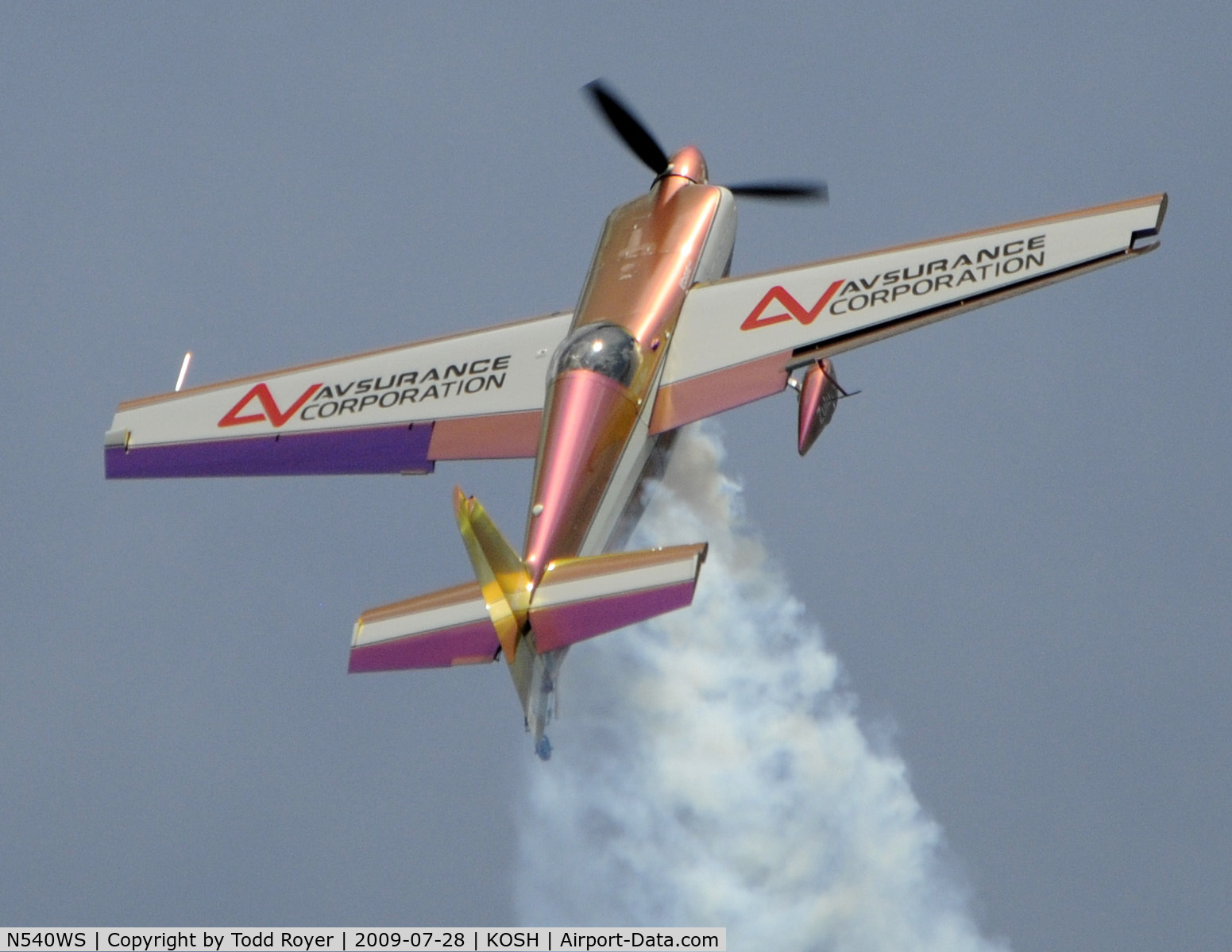 N540WS, 2002 Zivko Edge 540 C/N 0032, EAA AIRVENTURE 2009