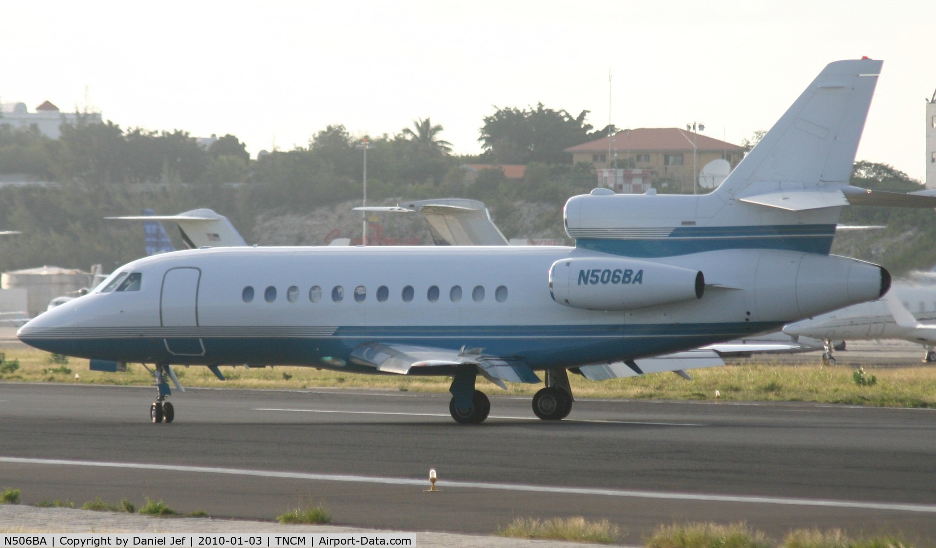 N506BA, 1996 Dassault Falcon 900B C/N 160, N506BA Just landed at TNCM