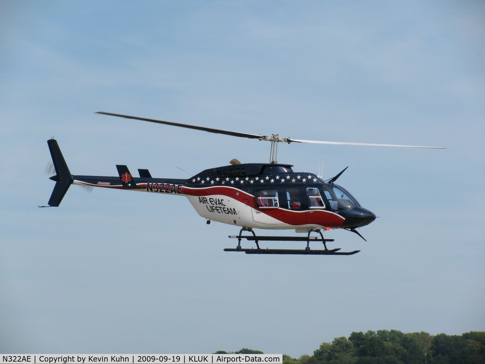 N322AE, 1990 Bell 206L-3 LongRanger III C/N 51387, Patriotic scheme