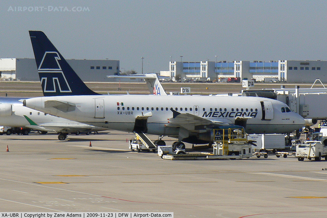 XA-UBR, 2004 Airbus A318-111 C/N 2333, Mexicana at DFW