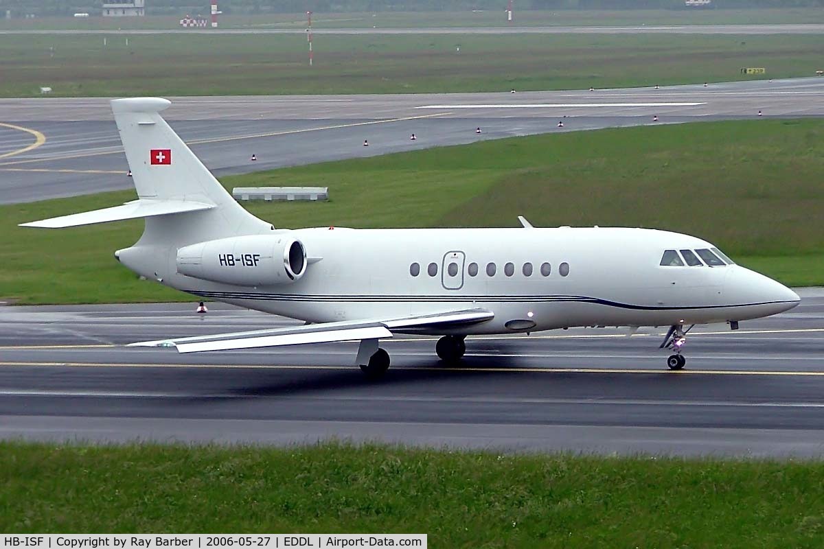 HB-ISF, 1996 Dassault Falcon 2000 C/N 026, Dassault Falcon 2000 [26] Dusseldorf~D 27/05/2006. Seen here taxiing out for departure at Dusseldorf.