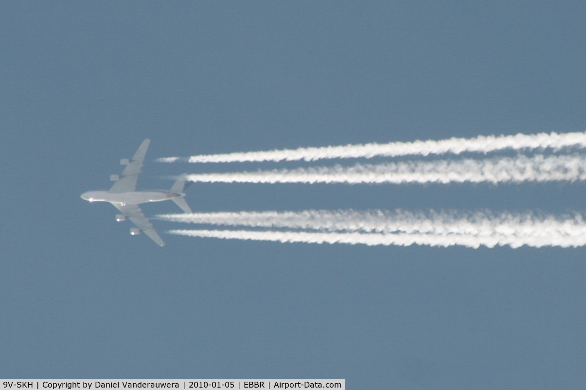 9V-SKH, 2008 Airbus A380-841 C/N 021, SQ308 flying over BRU en route to LHR