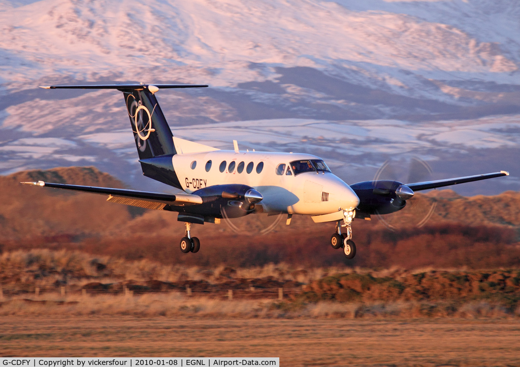 G-CDFY, 2000 Beech 200 Super King Air C/N BB-1715, BAE Systems. Wintry sunset approach into Walney RW17.
