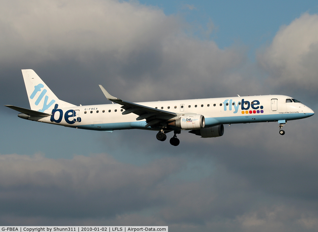 G-FBEA, 2006 Embraer 195LR (ERJ-190-200LR) C/N 19000029, Landing rwy 09