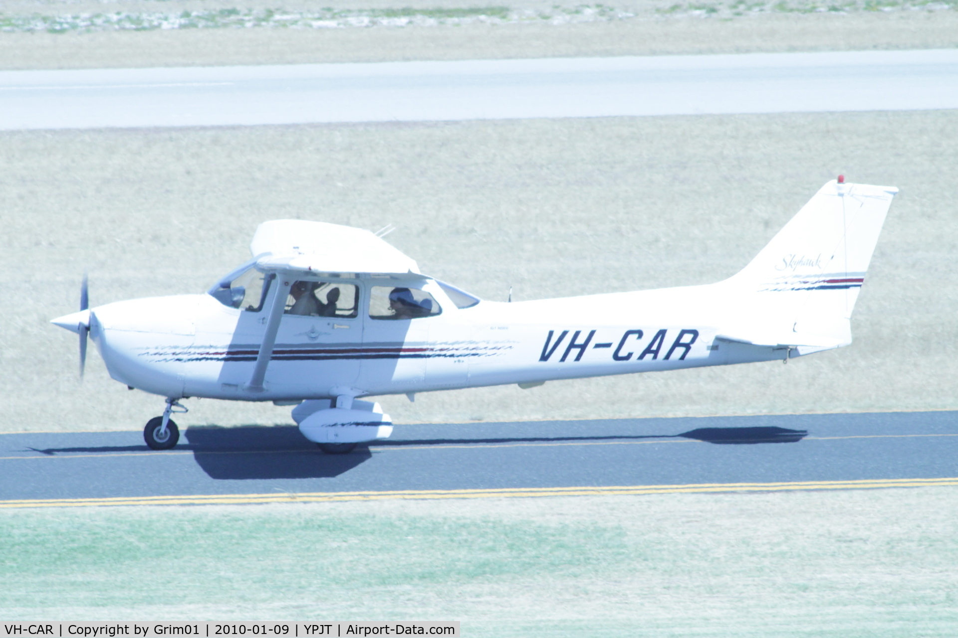 VH-CAR, Cessna 172R C/N 17280131, Jandakot, Perth