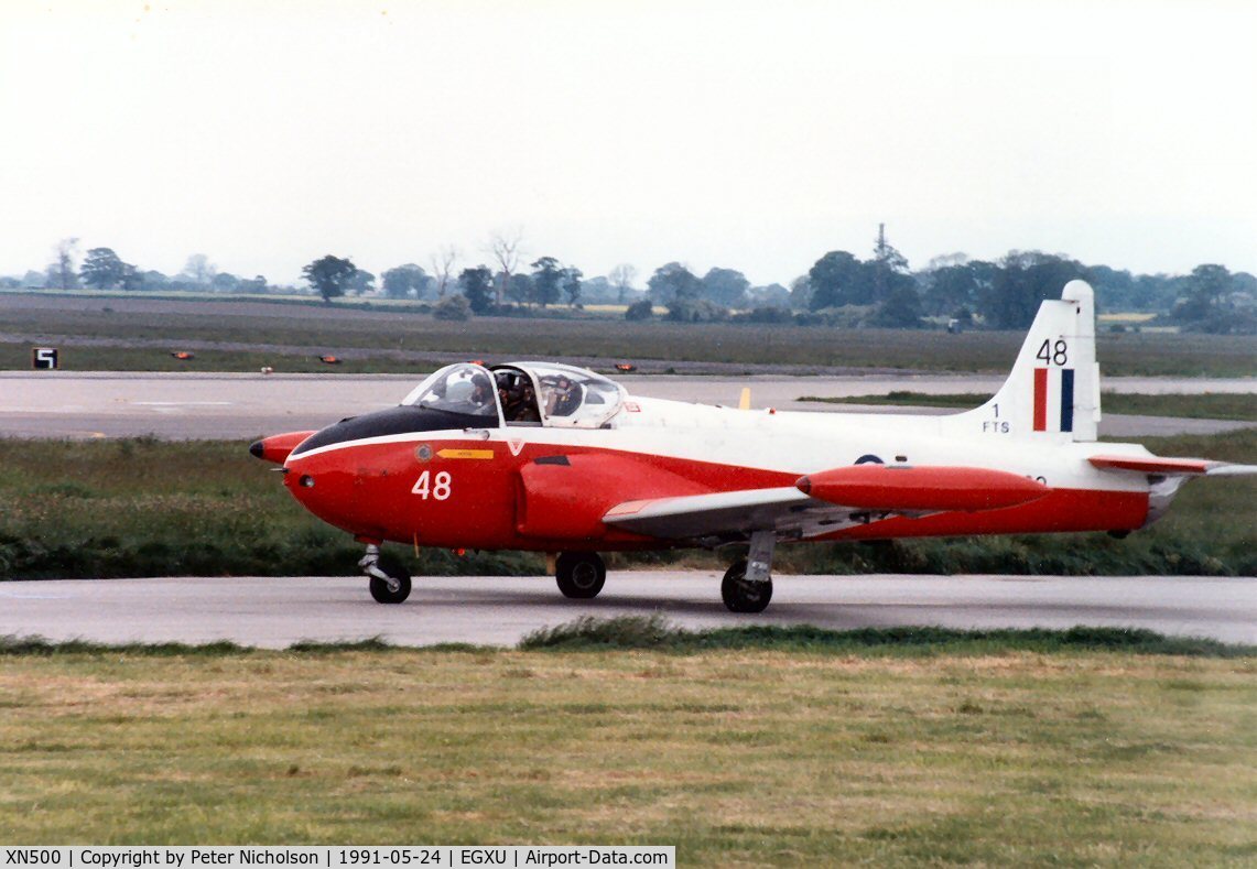 XN500, 1959 Hunting P-84 Jet Provost T.3A C/N PAC/W/10161, Jet Provost T.3A of 1 Flying Training School at Linton-on-Ouse in May 1991.