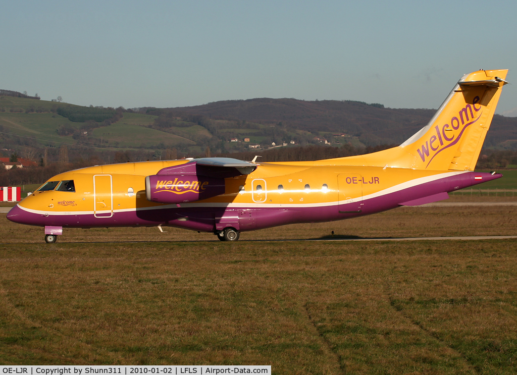 OE-LJR, 2001 Dornier 328-310 C/N 3213, Lining up rwy 09 for departure...