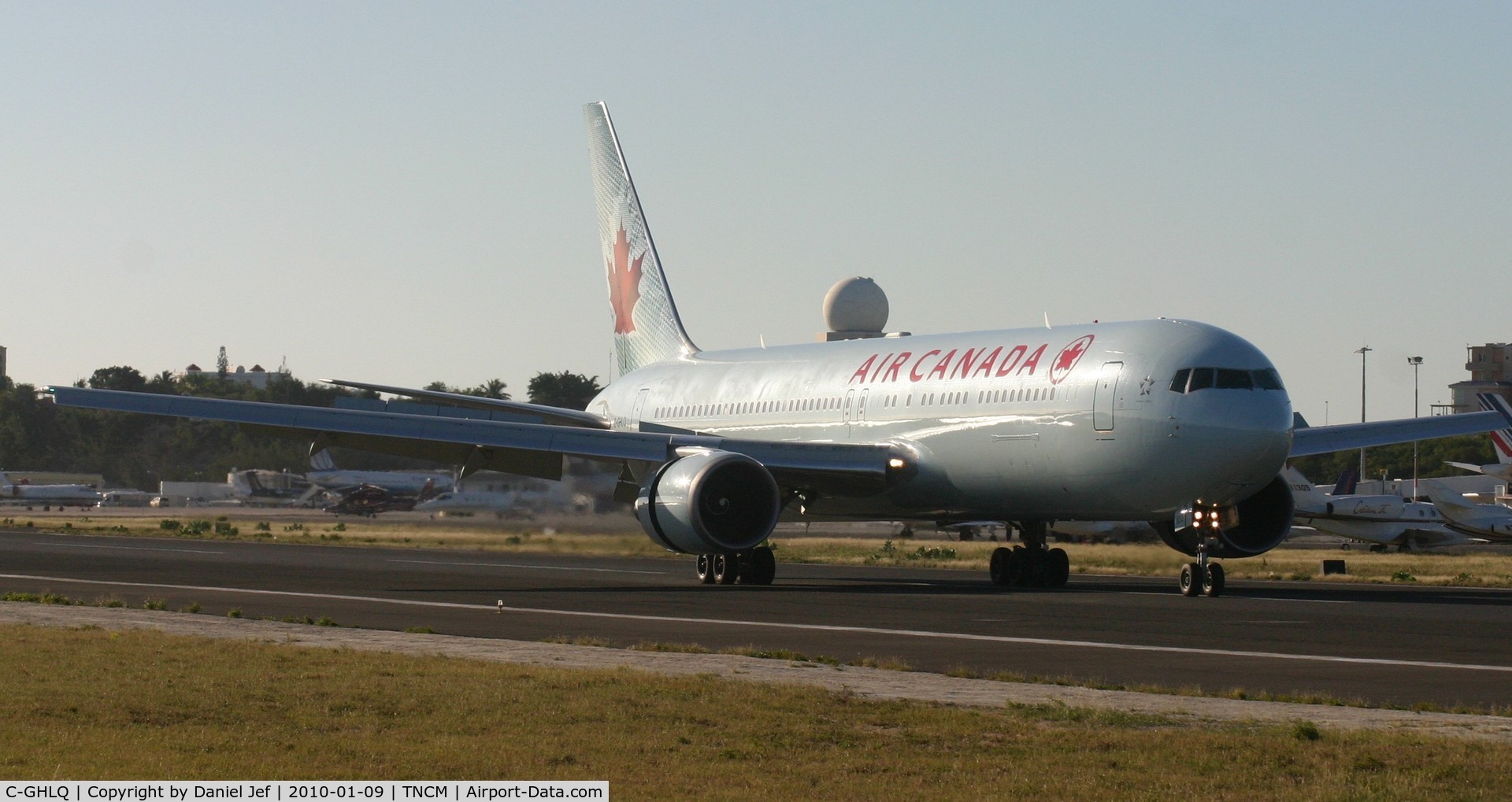 C-GHLQ, 2001 Boeing 767-333/ER C/N 30846, Air Canada 767 C-GHLQ just landed at TNCM