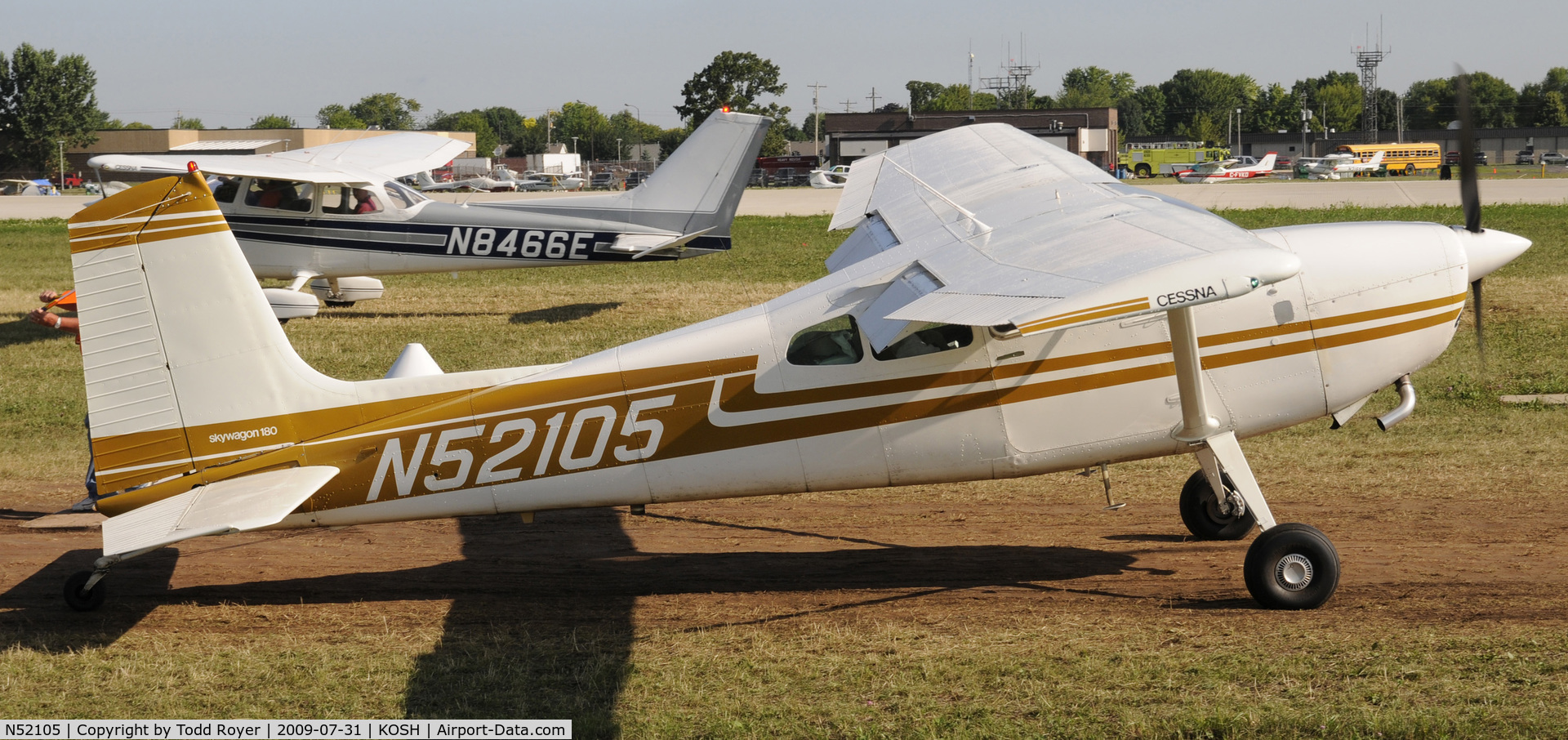 N52105, 1974 Cessna 180J C/N 18052504, EAA AIRVENTURE 2009