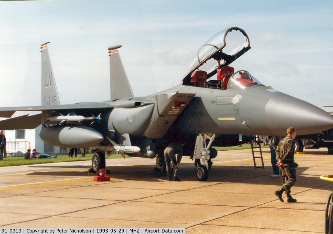 91-0313, 1991 McDonnell Douglas F-15E Strike Eagle C/N 1220/E178, F-15E Eagle of 48th Fighter Wing with 3rd Air Force tail markings on display at the 1993 Mildenhall Air Fete.