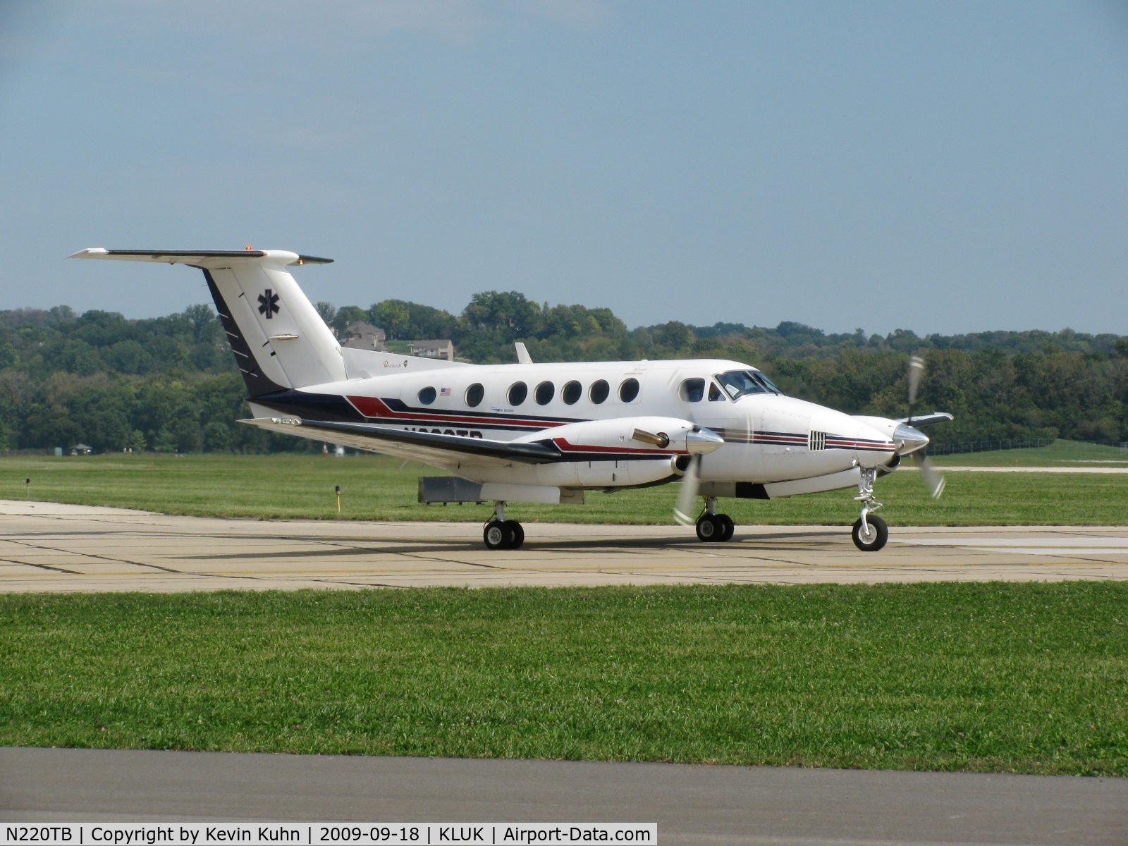 N220TB, 1982 Beech B200 King Air C/N BB-1057, Tango Bravo is in and out of KLUK frequently on Lifeguard duty.