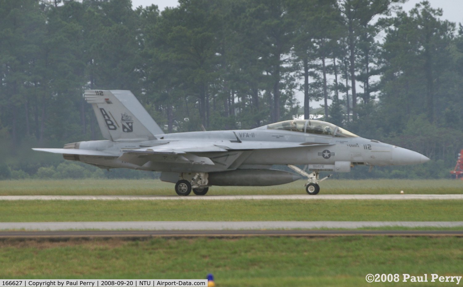 166627, Boeing F/A-18F Super Hornet C/N F120, Landing rollout