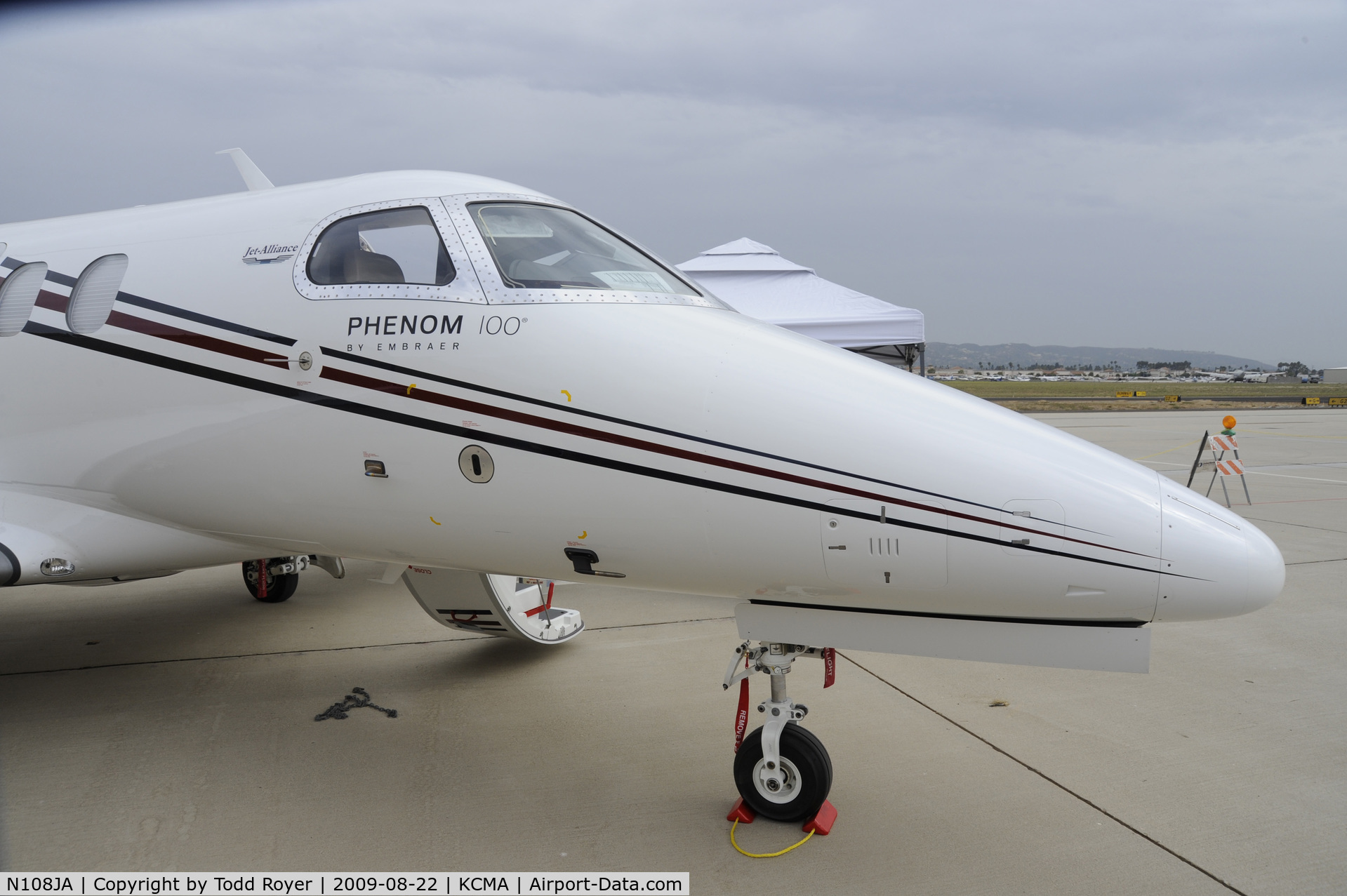 N108JA, 2009 Embraer EMB-500 Phenom 100 C/N 50000023, CAMARILLO AIR SHOW 2009