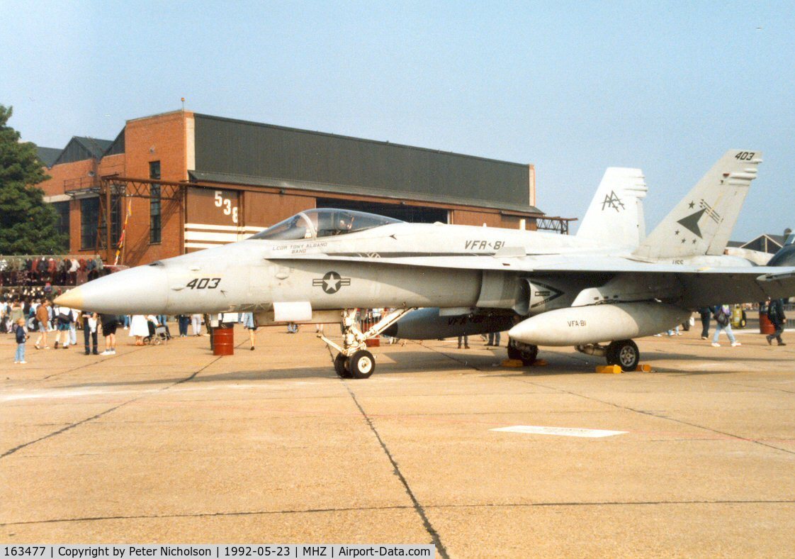 163477, 1988 McDonnell Douglas F/A-18C Hornet C/N 0705/6038, F/A-18C Hornet of VFA-81 in the static display at the 1992 Mildenhall Air Fete.