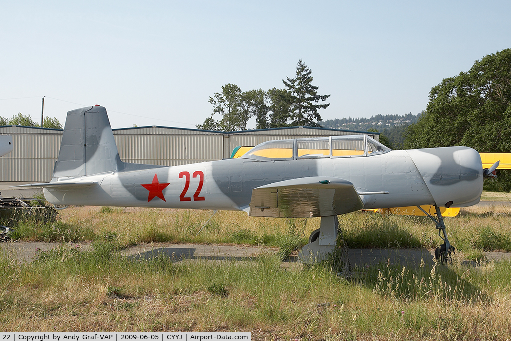 22, 1990 Yakovlev Yak-52 C/N 9010410, Yak-22