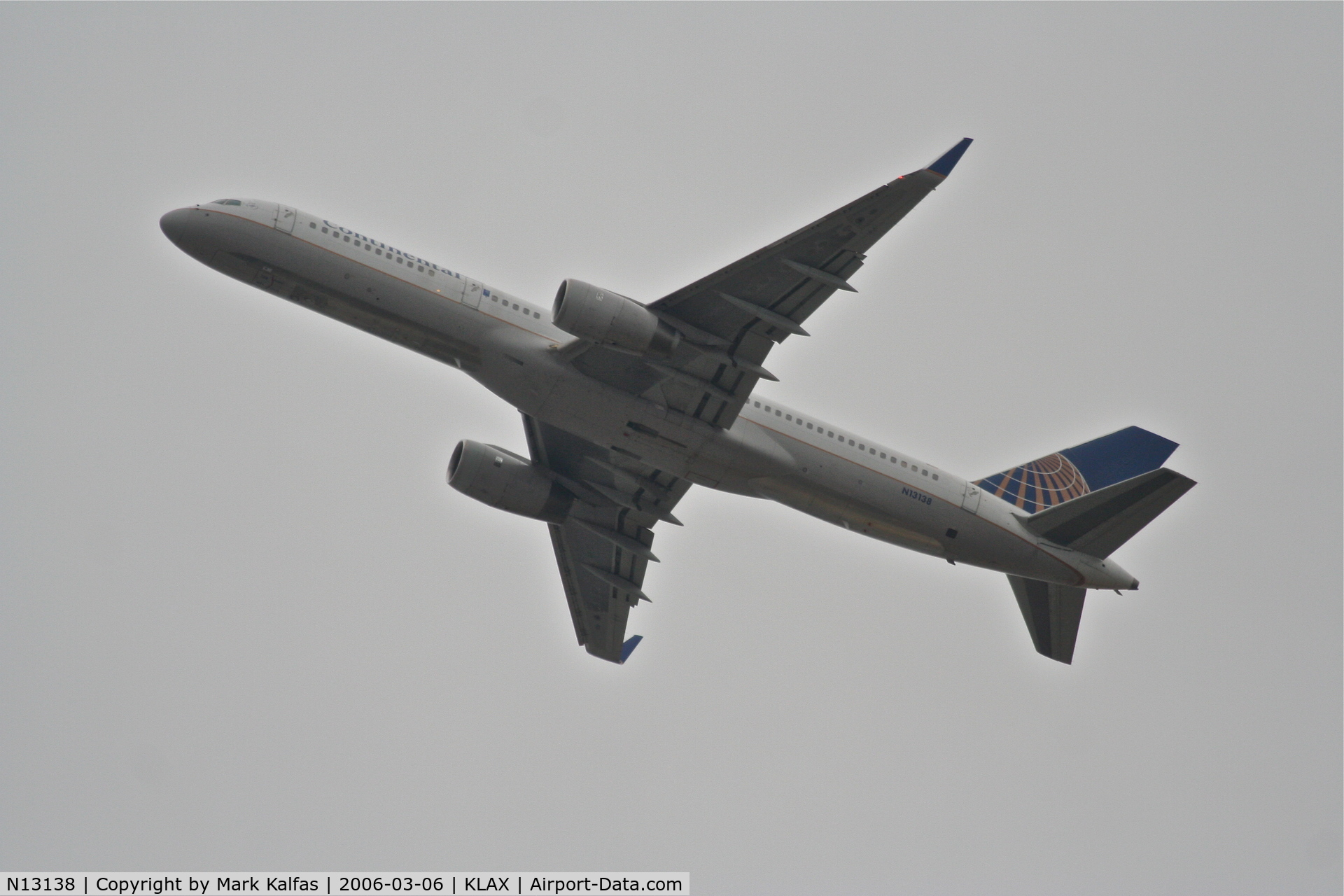 N13138, 1999 Boeing 757-224 C/N 30351, Continental 757-224, 25R departure KLAX.